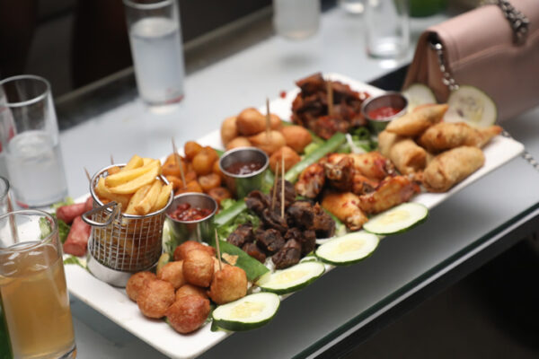 38 COCKTAIL PLATTER