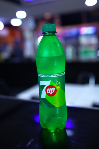 7UP PLASTIC (50CL)