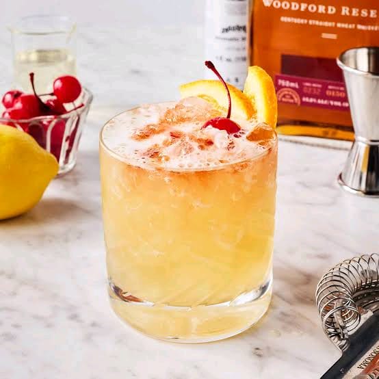 WHISKEY SOUR